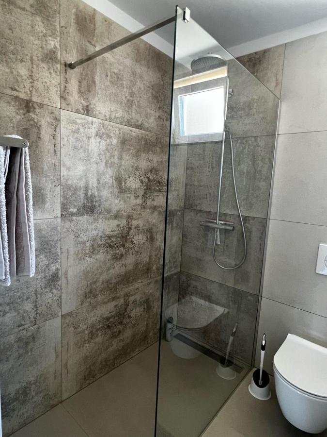 Apartman Ana Sveti Anton  Екстериор снимка